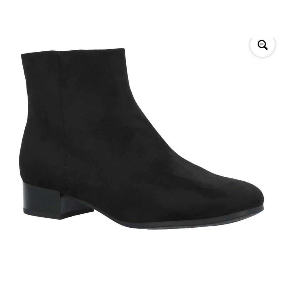 Time and Tru Women's Size 8.5W Wide Width Faux Suede Ankle Boots Black